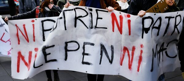 «Ni Le Pen, ni Macron»: une manifestation - Sputnik Afrique