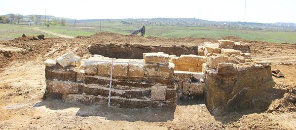 Древнегреческий склеп в Крыму, построенный во времена Александра Македонского - Sputnik Afrique