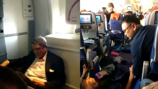 «Il y avait du sang au plafond» témoignent les passagers d’un vol Moscou-Bangkok (vidéo) - Sputnik Afrique