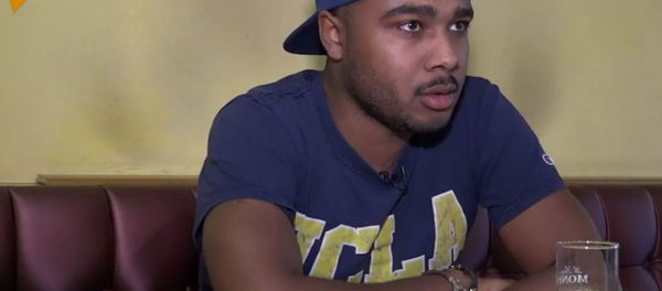 David, 32 ans 'Partisan de Jean Luc Mélenchon, je voterai Marine Le Pen au second tour' - Sputnik Afrique