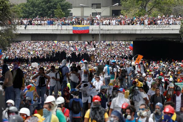 Les manifestations de protestation dans les rues du Venezuela - Sputnik Afrique