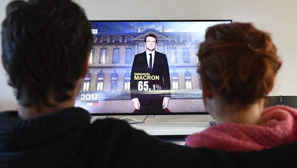 une chaîne de télévision annonçant le nouveau président français - Sputnik Afrique
