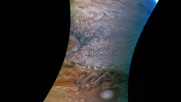 An image of Jupiter taken by Juno and colored by an amateur astronomer. - Sputnik Afrique
