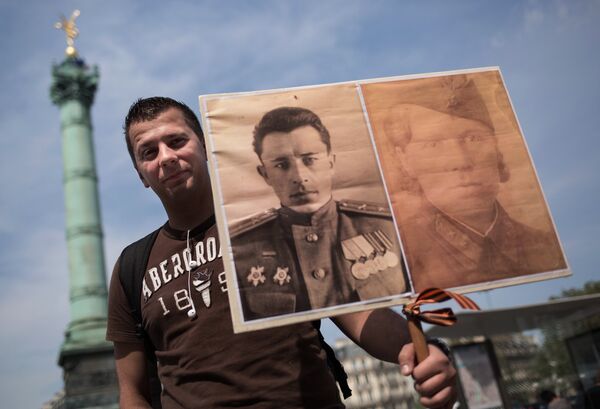 Régiment immortel à Paris - Sputnik Afrique