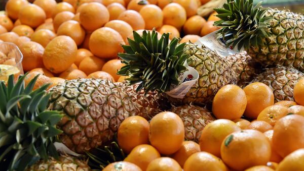 Clementines, oranges and pineapples - Sputnik Afrique