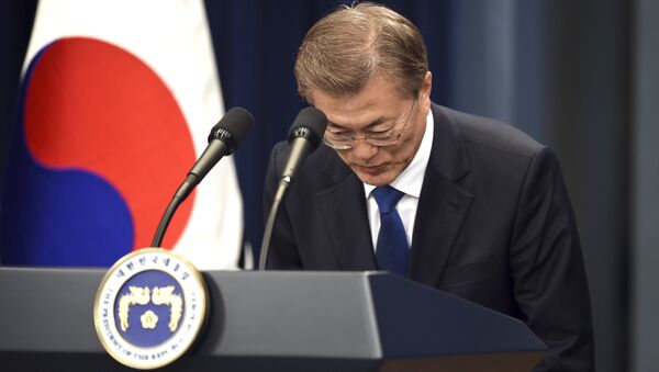 South Korea's new President Moon Jae-In speaks during a press conference at the presidential Blue House in Seoul Wednesday, May 10, 2017. - Sputnik Afrique