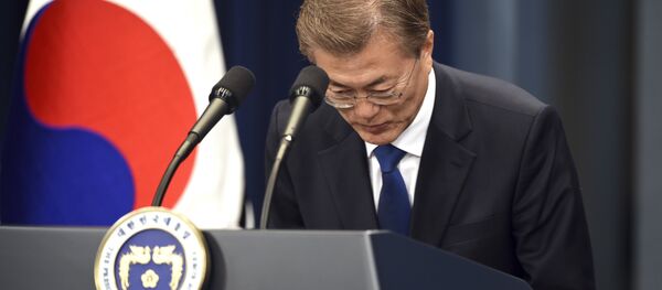 South Korea's new President Moon Jae-In speaks during a press conference at the presidential Blue House in Seoul Wednesday, May 10, 2017. - Sputnik Afrique
