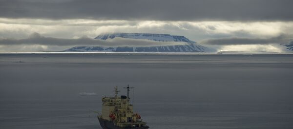Le navire Andreï Ossipov part en expédition écologique vers l’archipel François-Joseph Le navire Andreï Ossipov part en expédition écologique vers l’archipel François-Joseph - Sputnik Afrique