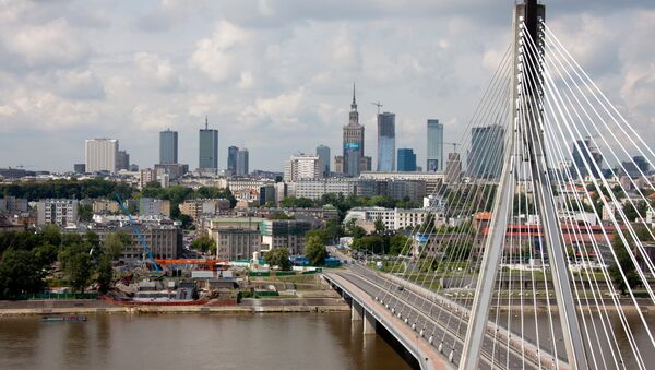 Вид на Свентокшиский мост через реку Висла в Варшаве. - Sputnik Afrique