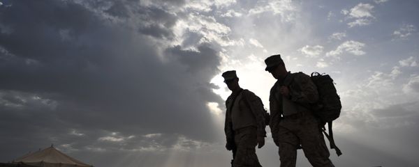 US Marines from 2nd Marine 8 Battalion (2/8) take an early morning walk at Camp Hansen, in Marjah, Helman Province, on May 4, 2011. - Sputnik Afrique