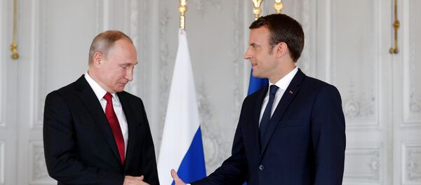 Vladimir Poutine et Emmanuel Macron à Versailles - Sputnik Afrique