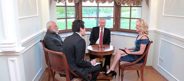 Vladimir Poutine et Megyn Kelly - Sputnik Afrique