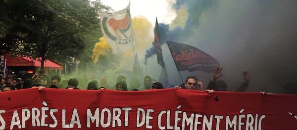 Manif à Paris - Sputnik Afrique