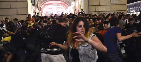 Mouvement de foule à Turin - Sputnik Afrique