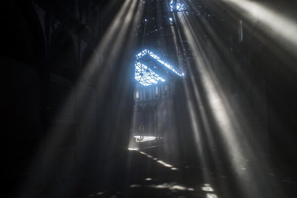 « Les éclats du silence brisé », reportage de Valery Melnikov « Les éclats du silence brisé », reportage de Valery Melnikov - Sputnik Afrique