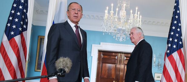 Le ministre russe des Affaires étrangères Sergueï Lavrov et son homologue américain Rex Tillerson - Sputnik Afrique