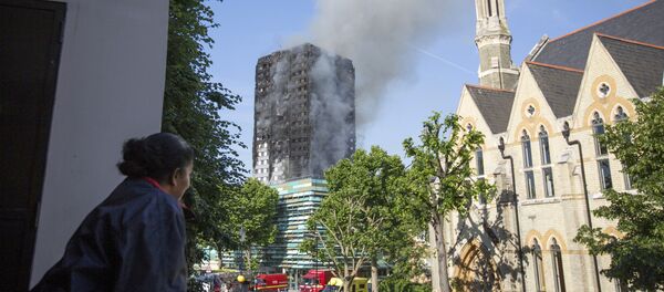L'incendie dans un immeuble à Londres - Sputnik Afrique