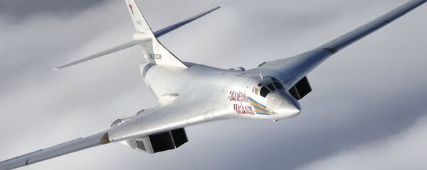 Un Tu-160 russe - Sputnik Afrique