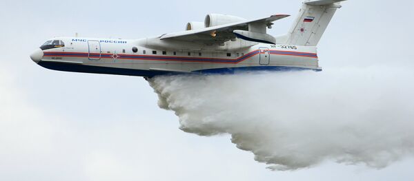 Avion-amphibie russe Be-200 Avion-amphibie russe Be-200 - Sputnik Afrique