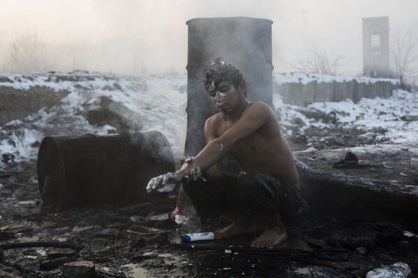 Un cliché de la série Les migrants à Belgrade, par le photographe espagnol Alejandro Martinez Velez. - Sputnik Afrique