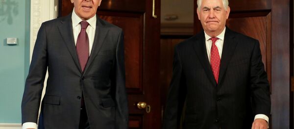 Le chef de la diplomatie russe, Sergueï Lavrov, et son homologue américain, Rex Tillerson Le chef de la diplomatie russe, Sergueï Lavrov, et son homologue américain, Rex Tillerson - Sputnik Afrique