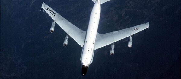 Un avion de reconnaissance RC-135W - Sputnik Afrique