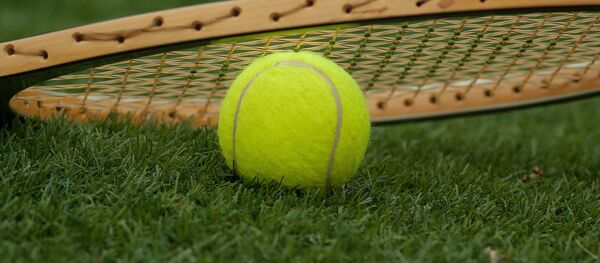 Une balle de tennis - Sputnik Afrique