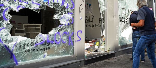 Au lendemain des violents heurts entre les opposants au G20 et les forces de l’ordre à Hambourg - Sputnik Afrique