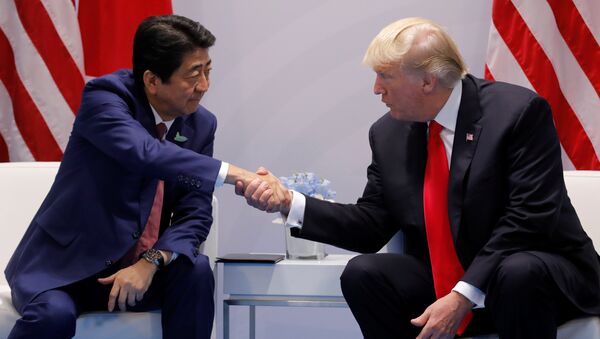 Trump et Abe prônent une réponse «rapide et décisive» aux actions de Pyongyang - Sputnik Afrique