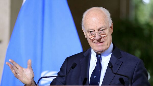 U.N. mediator for Syria Staffan de Mistura attends a news conference after a meeting at the United Nations in Geneva, Switzerland, January 12, 2017 - Sputnik Afrique