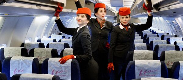 Les jolies filles du ciel: les hôtesses de l’air célèbrent leur fête professionnelle - Sputnik Afrique