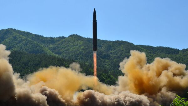 The intercontinental ballistic missile Hwasong-14 is seen during its test in this undated photo released by North Korea's Korean Central News Agency (KCNA) in Pyongyang, July 5 2017 - Sputnik Afrique