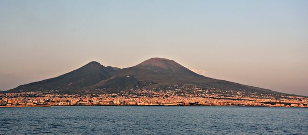 Il Vesuvio visto dal mare - Sputnik Afrique