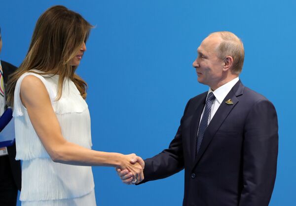 Melania Trump et Poutine Melania Trump et Poutine - Sputnik Afrique