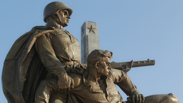 This Sunday Jan. 29, 2017 photo shows a monument of Soviet troops in Warsaw, Poland - Sputnik Afrique