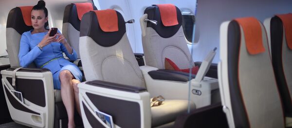 Sukhoi Superjet 100, image d'illustration - Sputnik Afrique