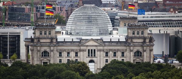 The Reichstag building, house of German parliament Bundestag in Berlin - Sputnik Afrique
