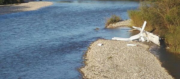 Crash d’un avion en Abkhazie, trois Russes tués (vidéo) - Sputnik Afrique