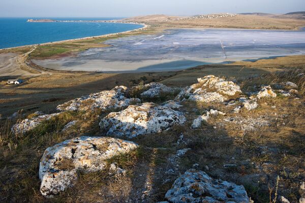 Le lac Tchokrak: les boues thérapeutique en Crimée - Sputnik Afrique
