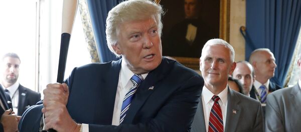 Президент США Дональд Трамп в Белом доме в Вашингтоне - Sputnik Afrique