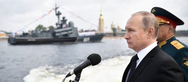 President Putin takes part in Navy Day celebrations - Sputnik Afrique