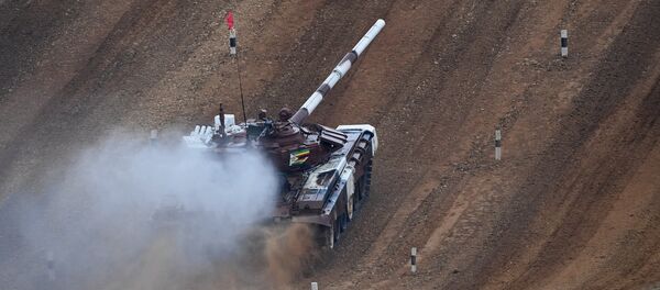 Première étape Course individuelle du biathlon de chard de combat - Sputnik Afrique