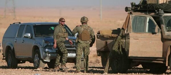 Les militaires américains non loin de Raqqa Les militaires américains non loin de Raqqa - Sputnik Afrique