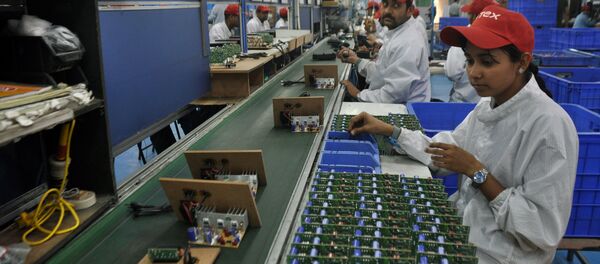 Un accord pour favoriser la coopération entre les petites et moyennes entreprises - Sputnik Afrique