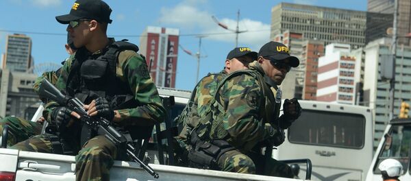 Военные на улице столицы Венесуэлы Каракаса Военные на улице столицы Венесуэлы Каракаса - Sputnik Afrique