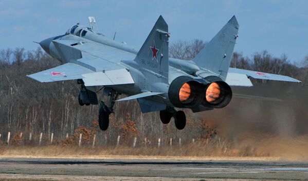 Le chasseur supersonique tout temps à long rayon d’action MiG-31 - Sputnik Afrique