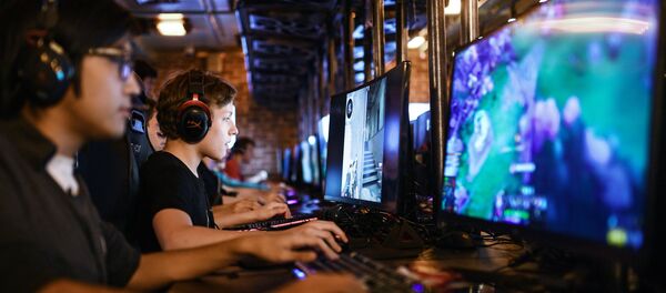 Des joueurs d’e-sports - Sputnik Afrique