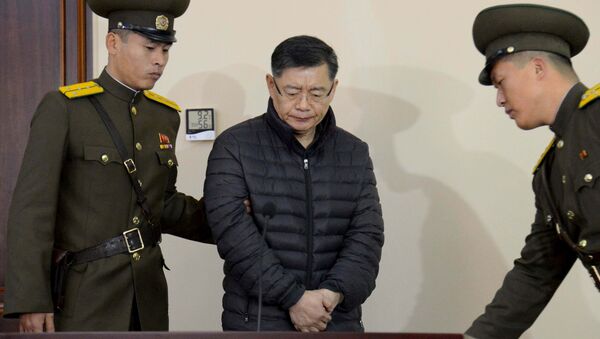 South Korea-born Canadian pastor Hyeon Soo Lim stands during his trial at a North Korean court - Sputnik Afrique
