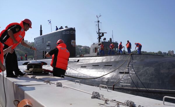 La cérémonie de réception du sous-marin diesel Krasnodar à Sébastopol. - Sputnik Afrique