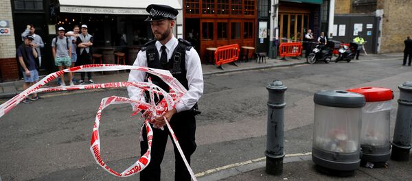 Une substance chimique non identifiée fait 3 blessés à Londres - Sputnik Afrique